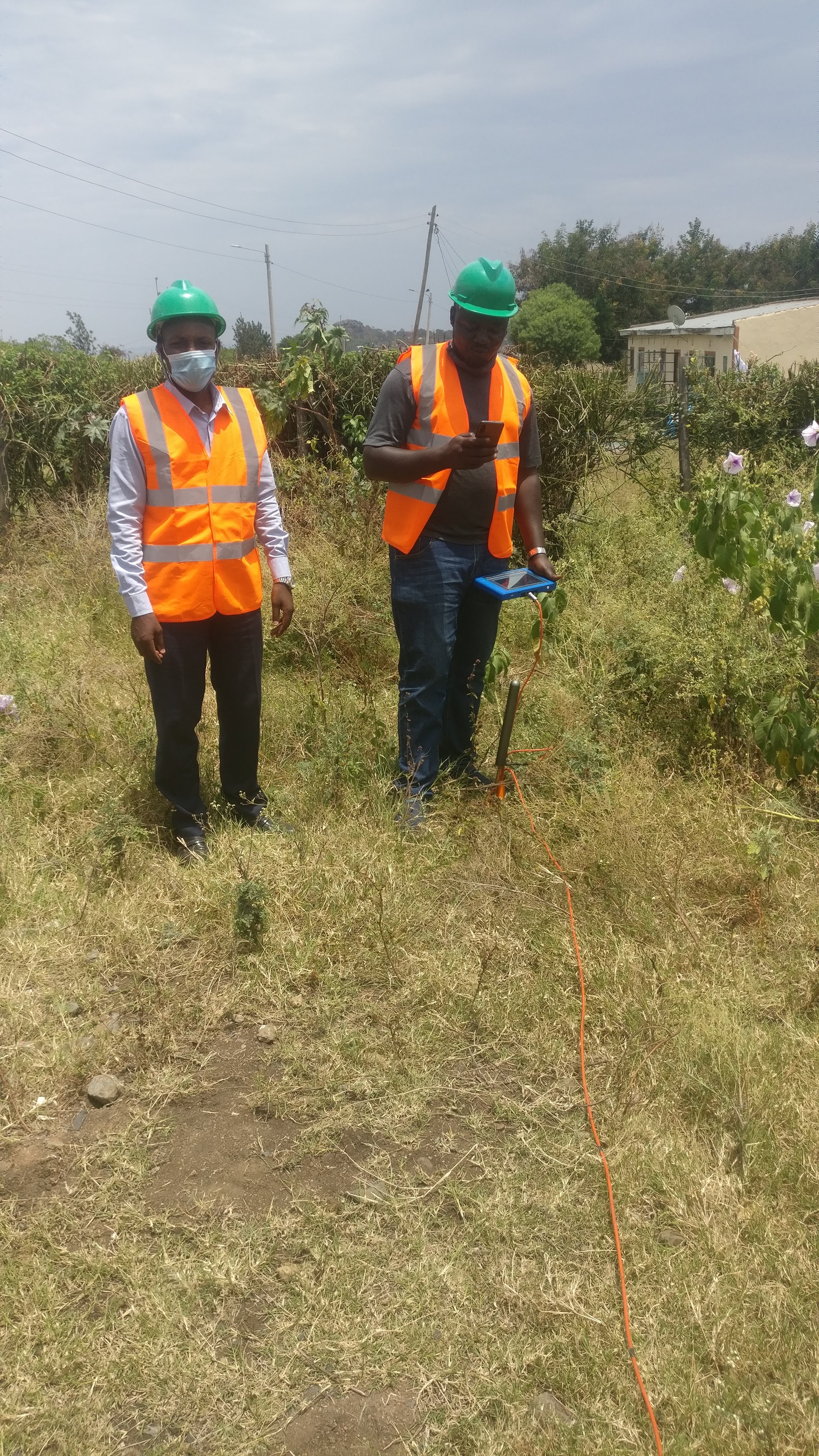 Hydrogeological survey and geophysical investigation